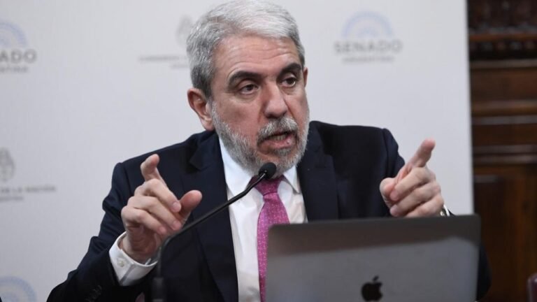 Rosario: El arribo de Aníbal Fernández con refuerzos de Fuerzas Federales