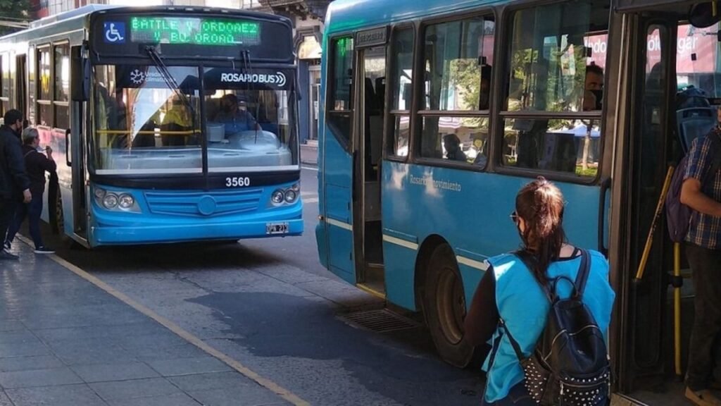 Paro de colectivos por el crimen de un chofer