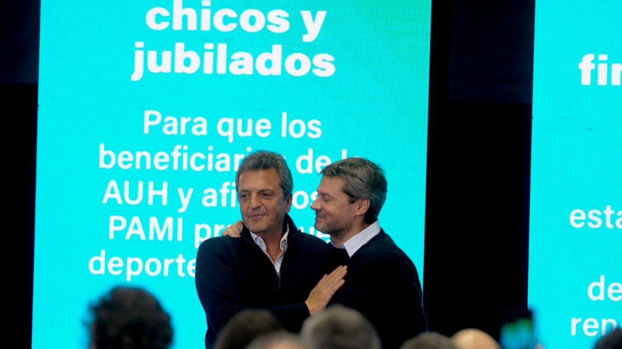 Massa anunció que financiará al deporte con impuestos a bebidas alcohólicas
