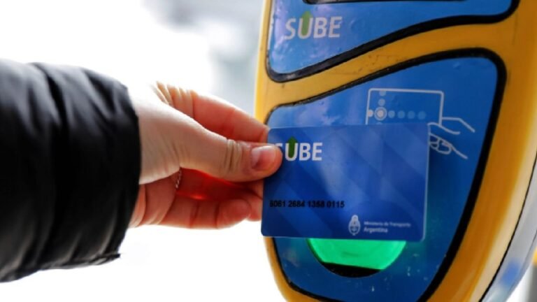 Las empresas amenazan con paralizar el servicio de colectivos en AMBA