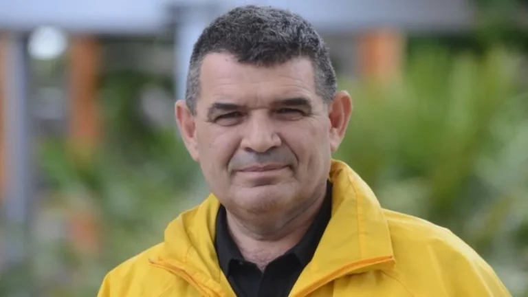 Removieron a Alfredo Olmedo de la presidencia del Parlasur