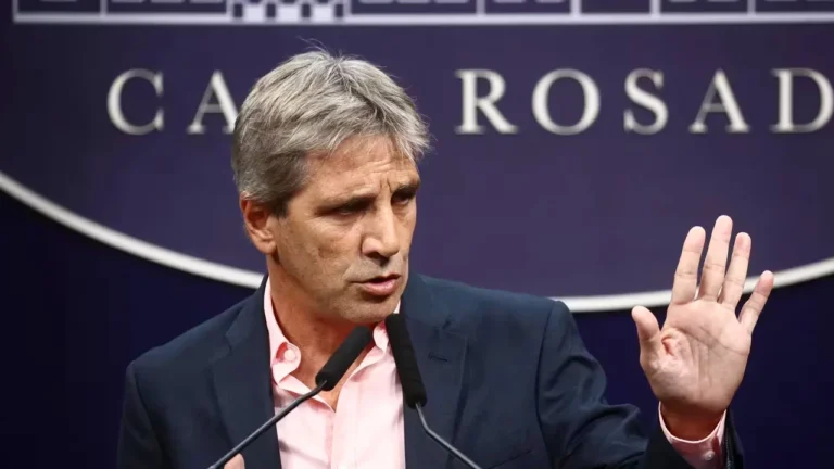 Luis Caputo: “Es una obviedad que iba a subir la desocupación”