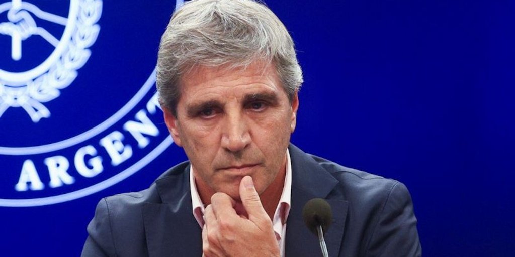 Caputo frena tarifas para reducir inflación en 2025