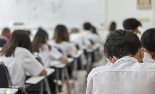 Desafíos en colegios: costos y cambios en la secundaria