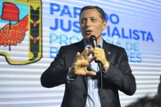Fernando Gray critica a La Cámpora y el PJ en convocatoria