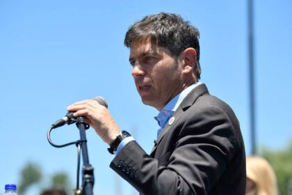 Kicillof critica a Milei por su plan para la provincia