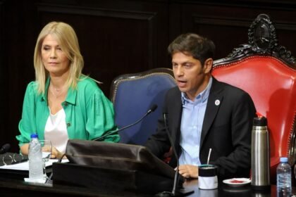 Kicillof negocia el presupuesto 2025 en la Legislatura bonaerense