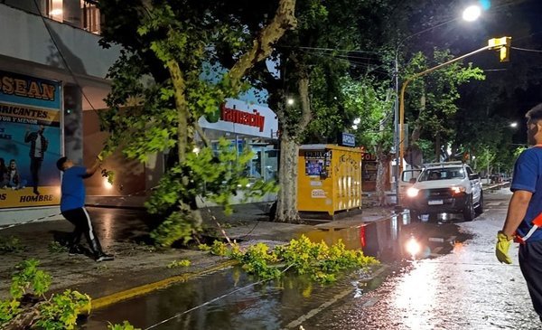Alerta de tormentas tras intensa lluvia nocturna