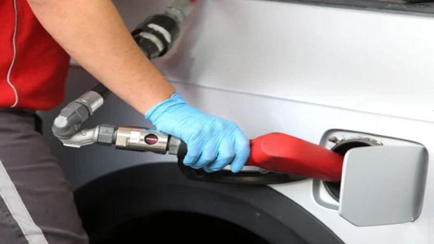 Aumento de precios en combustibles: nafta y gasoil 2023