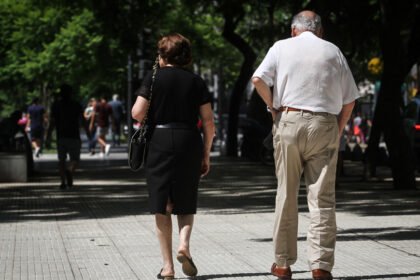 Aumento escaso para jubilados en crisis