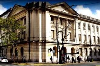 BCRA permite a bancos invertir en deuda provincial para mejorar finanzas