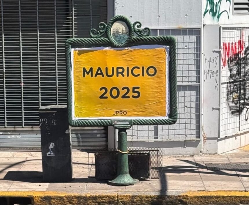 Carteles respaldan la candidatura de Mauricio Macri en Buenos Aires