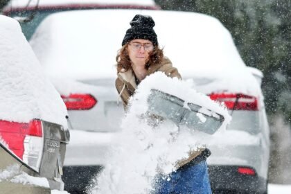 Consejos para enfrentar el frío extremo y la nieve en EE.UU.