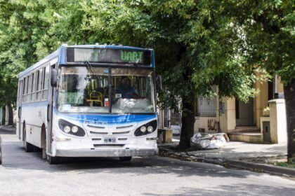 Crisis del transporte público en Luján por salarios impagos