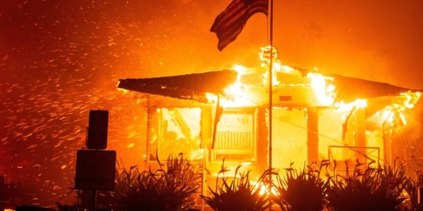 Incendios en California: Dos muertos y quinto fuego en Los Ángeles