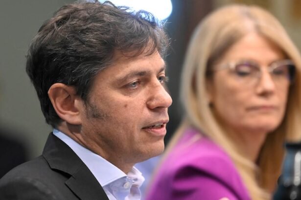 Kicillof analiza sesiones extraordinarias sobre PASO en Provincia.