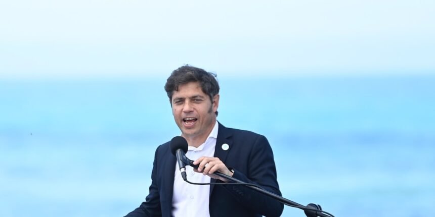 Kicillof inicia conferencias de verano y campaña electoral en la costa