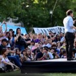 Kicillof se prepara para las PASO y el desdoblamiento electoral