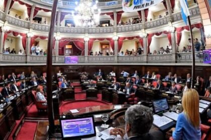 Legislatura bonaerense inicia diálogos para aprobar leyes clave