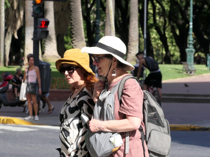 Ola de calor en la ciudad: fenómeno local brinda alivio