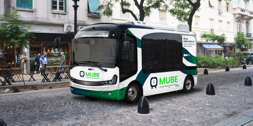 Subtes renovados y minibuses eléctricos en Buenos Aires