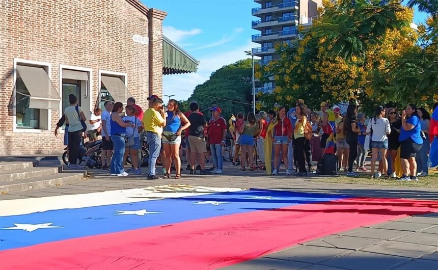Venezolanos en Rosario protestan contra el régimen de Maduro