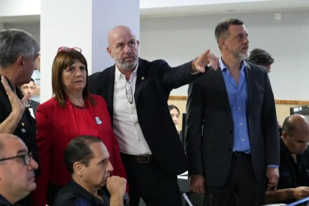 Waldo Wolff critica a Kicillof por robos a policías