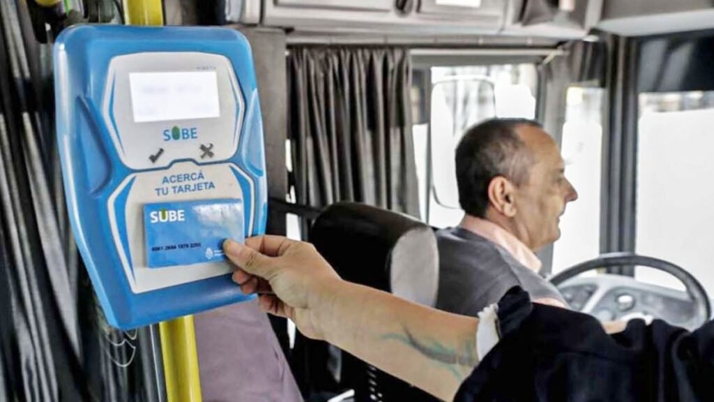 Boleto de colectivo en Buenos Aires sube 10%