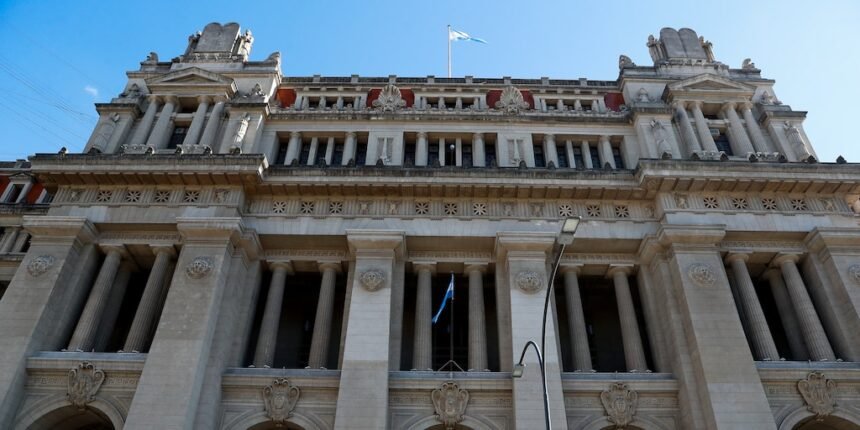 Cámara Comercial ignora fallo Levinas