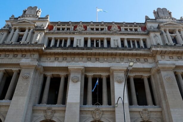 Cámara Comercial ignora fallo de la Corte