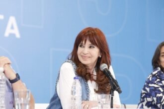 Cristina Kirchner impulsa el PJ sin Kicillof