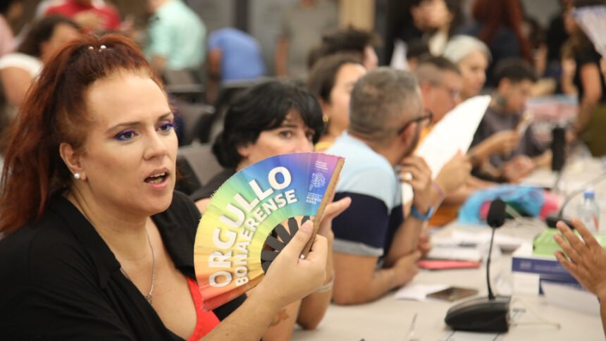 DNU que limita derechos a menores trans