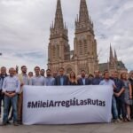 Kicillof denuncia a Milei por rutas en crisis