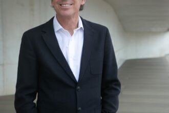 Milei evita al Senado y nombra embajador en EE.UU.