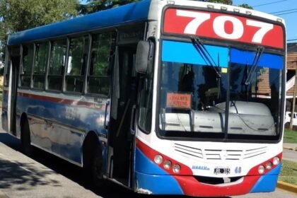 Paro de colectivos sorprende en el conurbano