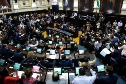 Senadores de La Libertad Avanza quieren eliminar las PASO en Buenos Aires