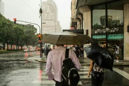 Tormentas amenazan Buenos Aires: alerta amarilla