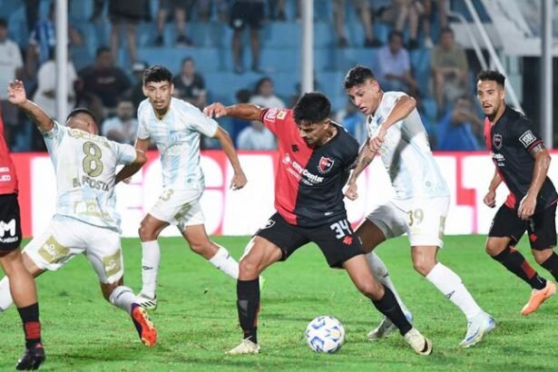 Newell's se impone 2-1 a Atlético Tucumán