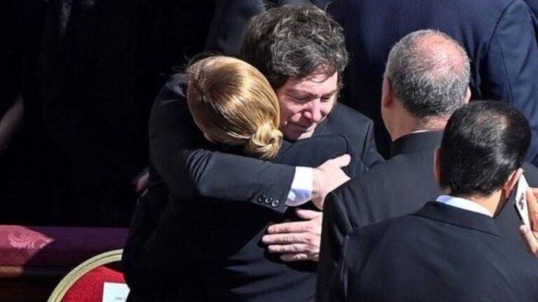 Javier Milei y Giorgia Meloni: ¿Qué se dijeron durante su almuerzo tras el funeral del Papa Francisco?