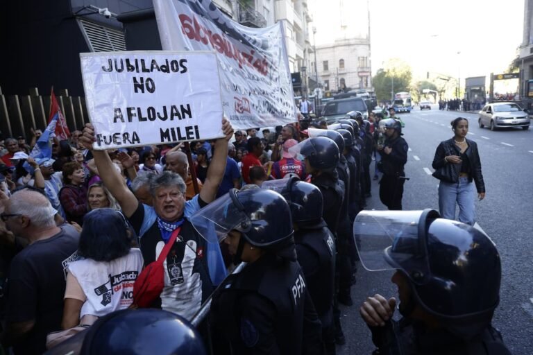 Jorge Macri anuncia colaboración entre Policía de la Ciudad y Nación para la marcha de jubilados tras apelar fallo judicial