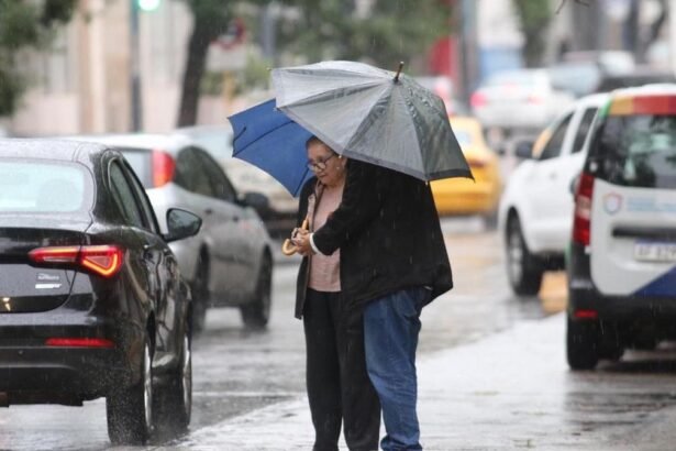 Viernes Santo: Pronóstico de clima fresco y lluvioso para el fin de semana y cómo afectará tus planes