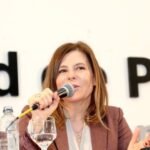 La Detención de Cristina Kirchner y el Impacto del FMI en la Economía Argentina: Análisis de Florencia Saintout