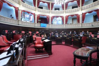 Re-reelecciones en Argentina: El oficialismo se queda sin quórum y el proyecto se congela nuevamente