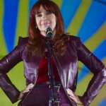 Reunión de Emergencia en el Instituto Patria: Implicaciones del Posible Fallo de la Corte contra Cristina Kirchner y su Impacto en la Democracia Argentina