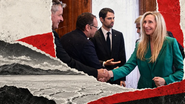 Collage de Karina Milei en la reunión oficial con Eramet en París, con papel rasgado rojo y marfil y un salar ilustrativo separado de la fotografía.