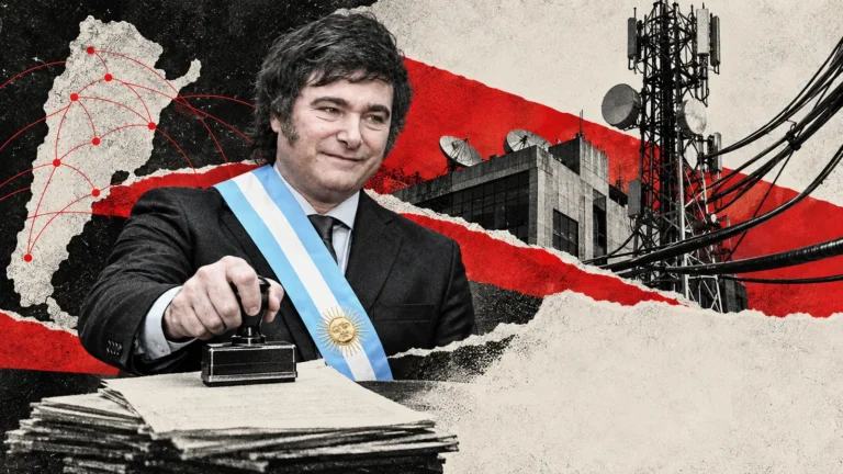 Collage editorial conceptual. Milei cambia el ENACOM, pero mantiene la intervención. No es una fotografía del acontecimiento.
